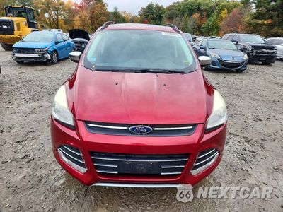 Piąte zdjęcie samochodu w środku: 2015 FORD ESCAPE SE VIN:1FMCU9G9XFUA13572 - miniatura