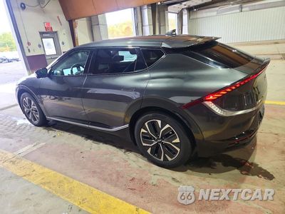 Drugie zdjęcie samochodu z przodu: 2024 KIA EV6 WIND VIN:KNDC34LA0R5214857 - miniatura