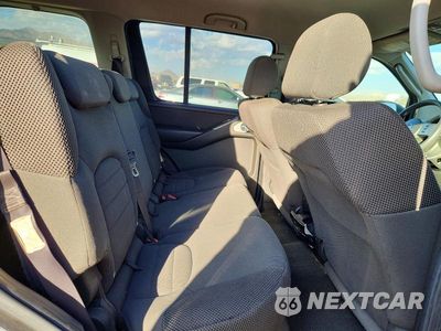 Zdjęcie 11 z 13 samochodu: 2006 NISSAN PATHFINDER S VIN:5N1AR18W56C647120 - miniatura