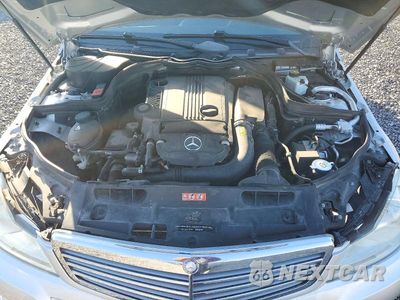 Zdjęcie 11 z 12 samochodu: 2014 MERCEDES-BENZ C 250 VIN:WDDGF4HB1EG249924 - miniatura