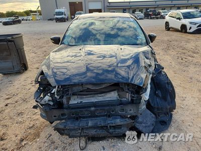 Piąte zdjęcie samochodu w środku: 2018 FORD FOCUS SEL VIN:1FADP3H26JL259165 - miniatura