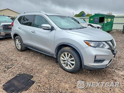 Czwarte zdjęcie samochodu z boku: 2019 NISSAN ROGUE SV VIN:KNMAT2MV0KP548975 - miniatura