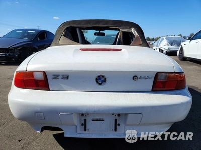 Zdjęcie 6 z 12 samochodu: 1999 BMW Z3 2.3 VIN:4USCH9333XLG00548 - miniatura