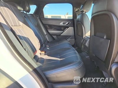 Zdjęcie 11 z 13 samochodu: 2018 LAND ROVER RANGE ROVER VELAR R-DYNAMIC SE VIN:SALYL2RV6JA725000 - miniatura
