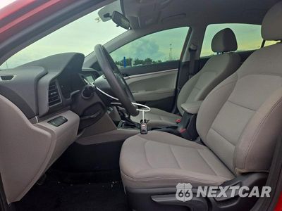 Zdjęcie 7 z 13 samochodu: 2019 HYUNDAI ELANTRA SE VIN:5NPD74LF6KH465487 - miniatura