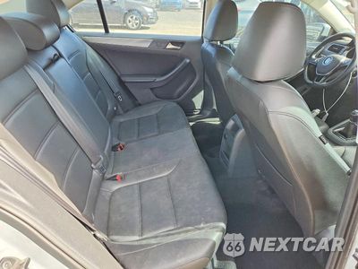 Zdjęcie 10 z 12 samochodu: 2015 VOLKSWAGEN JETTA TDI VIN:3VW3A7AJ0FM425487 - miniatura