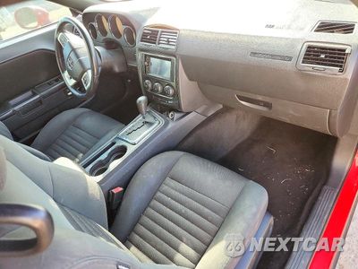 Zdjęcie 8 z 12 samochodu: 2013 DODGE CHALLENGER SXT VIN:2C3CDYAG4DH539481 - miniatura