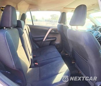 Zdjęcie 11 z 13 samochodu: 2016 TOYOTA RAV4 XLE VIN:2T3WFREV0GW258025 - miniatura