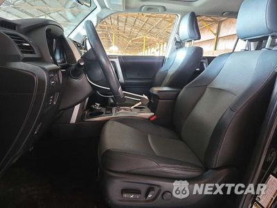 Zdjęcie 7 z 13 samochodu: 2019 TOYOTA 4RUNNER SR5 PREMIUM VIN:JTEBU5JR0K5645949 - miniatura