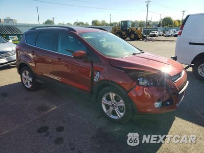 Czwarte zdjęcie samochodu z boku: 2014 FORD ESCAPE SE VIN:1FMCU9G95EUB30992 - miniatura