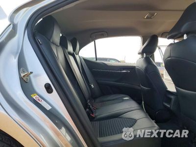 Zdjęcie 10 z 13 samochodu: 2019 TOYOTA CAMRY SE VIN:4T1B11HK0KU729866 - miniatura