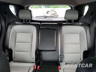 Zdjęcie 10 z 13 samochodu: 2018 CHEVROLET EQUINOX PREMIER VIN:3GNAXMEV9JL131418 - miniatura