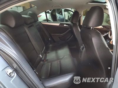Zdjęcie 10 z 12 samochodu: 2014 VOLKSWAGEN JETTA SE VIN:3VWD17AJXEM372090 - miniatura