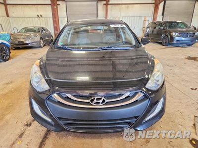 Piąte zdjęcie samochodu w środku: 2013 HYUNDAI ELANTRA GT BASE VIN:KMHD35LE3DU027619 - miniatura