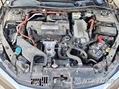 Zdjęcie 11 z 13 samochodu: 2017 HONDA ACCORD HYBRID EXL VIN:JHMCR6F56HC026345 - miniatura