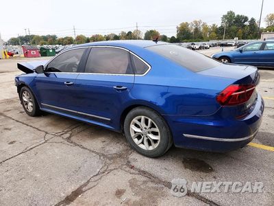Drugie zdjęcie samochodu z przodu: 2017 VOLKSWAGEN PASSAT S VIN:1VWAT7A38HC057048 - miniatura