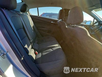 Zdjęcie 10 z 13 samochodu: 2019 CHEVROLET CRUZE LS VIN:1G1BC5SM9K7111856 - miniatura