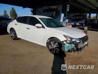 Czwarte zdjęcie samochodu z boku: 2020 NISSAN ALTIMA S VIN:1N4BL4BV4LC144742 - miniatura
