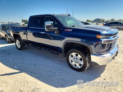 Czwarte zdjęcie samochodu z boku: 2022 CHEVROLET SILVERADO K2500 HEAVY DUTY LTZ VIN:1GC4YPEY7NF361277 - miniatura