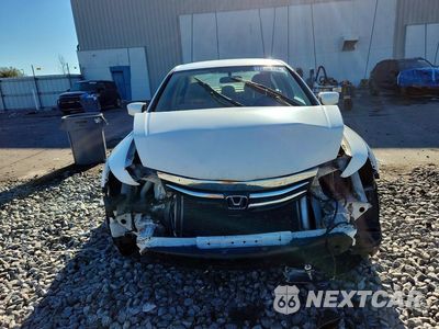Piąte zdjęcie samochodu w środku: 2011 HONDA ACCORD LX VIN:1HGCP2F3XBA093176 - miniatura