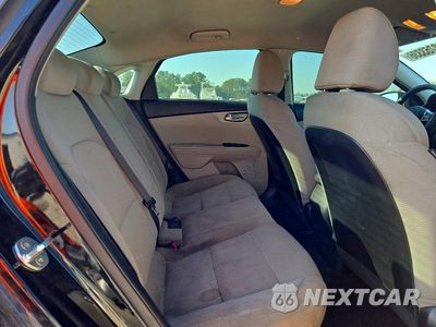Zdjęcie 10 z 12 samochodu: 2020 KIA FORTE LXS VIN:3KPF24AD1LE141362 - miniatura