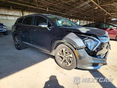Czwarte zdjęcie samochodu z boku: 2023 KIA SPORTAGE EX VIN:5XYK33AF6PG047042 - miniatura