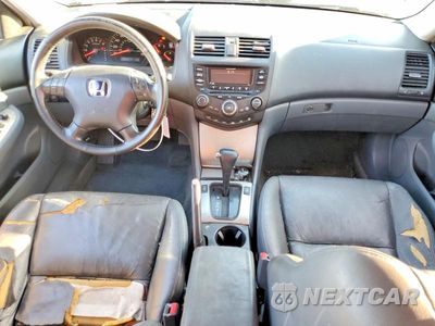 Zdjęcie 8 z 12 samochodu: 2004 HONDA ACCORD EX VIN:1HGCM66554A076662 - miniatura