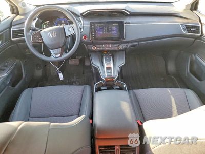 Zdjęcie 8 z 13 samochodu: 2019 HONDA CLARITY VIN:JHMZC5F18KC002803 - miniatura