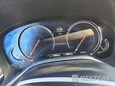 Zdjęcie 9 z 12 samochodu: 2018 BMW 750 I VIN:WBA7F0C53JGM23732 - miniatura