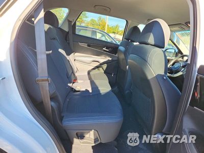 Zdjęcie 11 z 13 samochodu: 2018 KIA SORENTO LX VIN:5XYPG4A33JG360093 - miniatura
