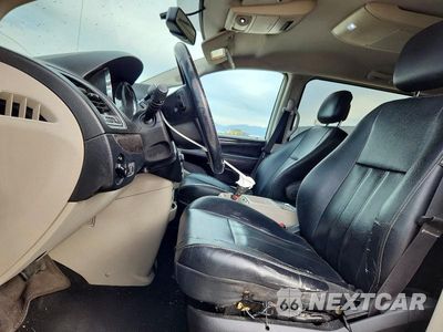 Zdjęcie 7 z 13 samochodu: 2013 CHRYSLER TOWN & COUNTRY TOURING VIN:2C4RC1BG8DR721709 - miniatura