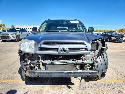 Piąte zdjęcie samochodu w środku: 2004 TOYOTA 4RUNNER SR5 VIN:JTEBT14R940034471 - miniatura