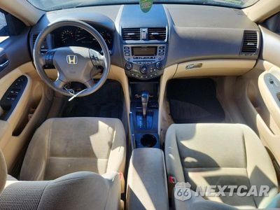 Zdjęcie 8 z 12 samochodu: 2007 HONDA ACCORD SE VIN:1HGCM66407A054774 - miniatura