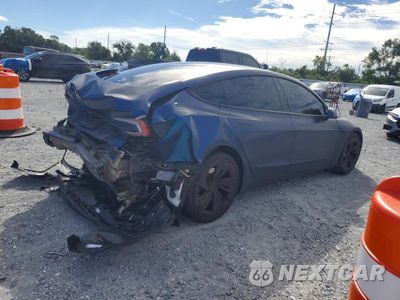Trzecie zdjęcie samochodu z tyłu: 2026 TESLA MODEL 3 VIN:5YJ3E1ET6TF170814 - miniatura