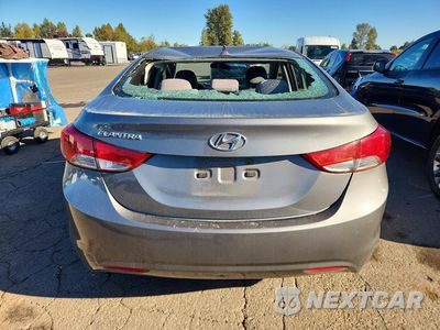 Zdjęcie 6 z 12 samochodu: 2013 HYUNDAI ELANTRA GLS VIN:5NPDH4AEXDH378511 - miniatura