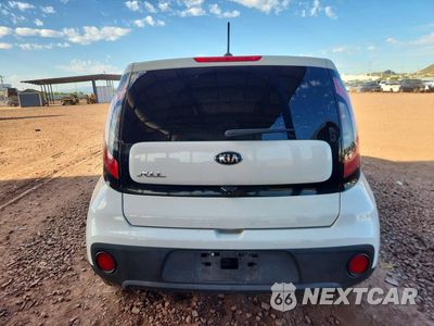 Zdjęcie 6 z 12 samochodu: 2019 KIA SOUL BASE VIN:KNDJN2A2XK7674586 - miniatura