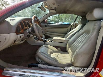 Zdjęcie 7 z 12 samochodu: 2002 JAGUAR XK8 VIN:SAJDA42C82NA28085 - miniatura