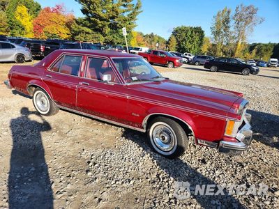 Czwarte zdjęcie samochodu z boku: 1978 LINCOLN TOWN CAR VIN:8W84F805286 - miniatura