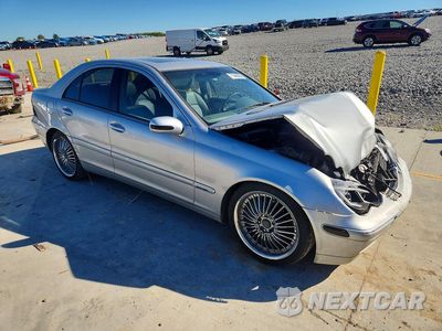 Czwarte zdjęcie samochodu z boku: 2003 MERCEDES-BENZ C 240 VIN:WDBRF61J23F310554 - miniatura