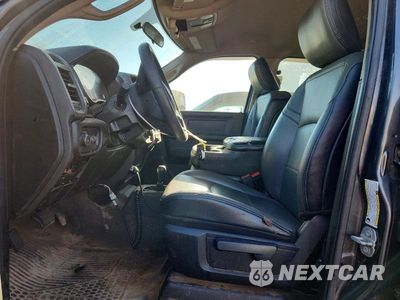 Zdjęcie 7 z 12 samochodu: 2020 RAM 2500 TRADESMAN VIN:3C6UR5CJ4LG274902 - miniatura