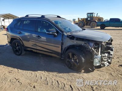 Czwarte zdjęcie samochodu z boku: 2019 TOYOTA RAV4 XSE VIN:JTMEWRFVXKD522688 - miniatura