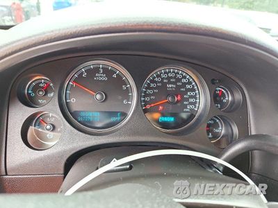 Zdjęcie 9 z 13 samochodu: 2013 CHEVROLET SUBURBAN K1500 LT VIN:1GNSKJE72DR305958 - miniatura