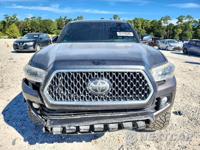 Piąte zdjęcie samochodu w środku: 2019 TOYOTA TACOMA TRD OFF-ROAD VIN:5TFCZ5ANXKX170886 - miniatura