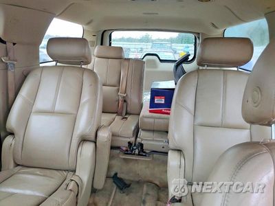 Zdjęcie 10 z 13 samochodu: 2007 GMC YUKON XL DENALI VIN:1GKFK66817J327715 - miniatura