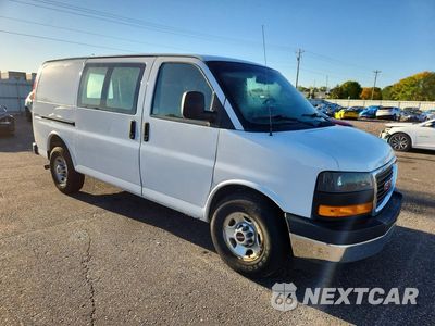 Czwarte zdjęcie samochodu z boku: 2018 GMC SAVANA 2500 CARGO DELIVERY VAN VIN:1GTW7AFG2J1902497 - miniatura