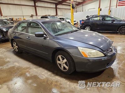 Czwarte zdjęcie samochodu z boku: 2004 HONDA ACCORD EX VIN:1HGCM56724A025969 - miniatura