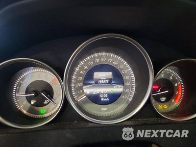 Zdjęcie 9 z 12 samochodu: 2013 MERCEDES-BENZ C 250 VIN:WDDGJ4HB8DF989196 - miniatura
