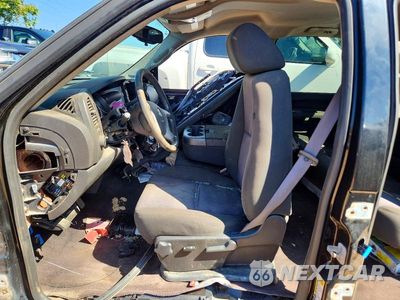 Zdjęcie 7 z 12 samochodu: 2012 CHEVROLET SILVERADO K1500 LT VIN:1GCPKSE75CF211867 - miniatura