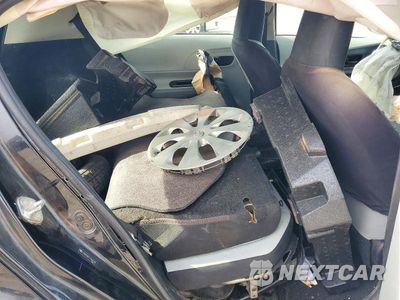 Zdjęcie 10 z 12 samochodu: 2012 TOYOTA PRIUS C ONE VIN:JTDKDTB37C1504744 - miniatura