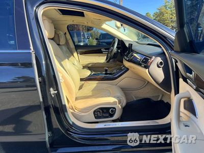 Piąte zdjęcie samochodu w środku: 2017 AUDI A8 L QUATTRO VIN:WAU43AFDXHN014203 - miniatura